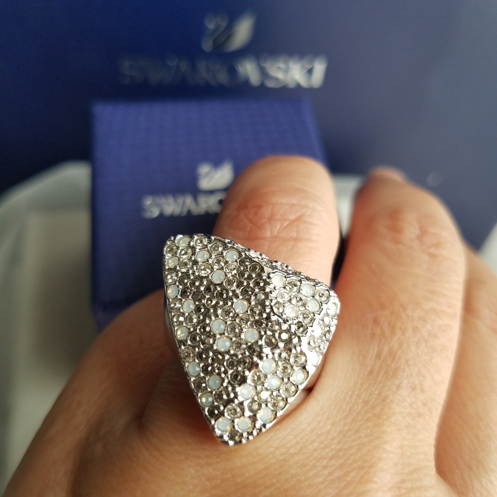 Authentic Swarovski Triangle Pave Contemporary Ri… - image 1